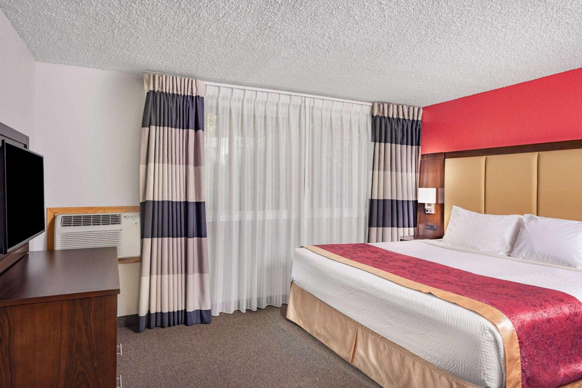 Ramada By Wyndham Keystone Near Mt Rushmore Esterno foto