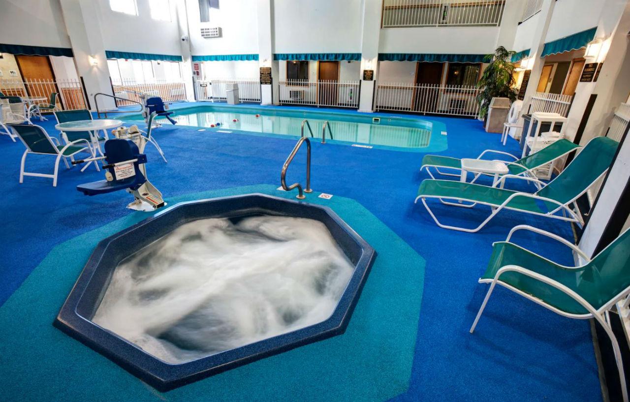 Ramada By Wyndham Keystone Near Mt Rushmore Esterno foto